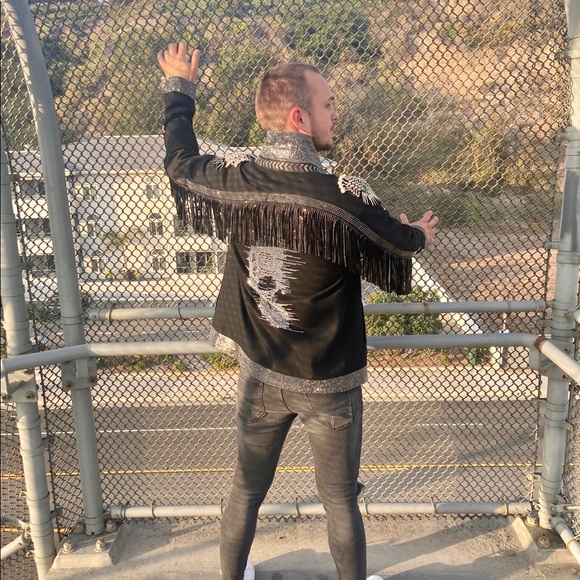 men's jacket on the lining finished with sequins, fringes and metal decorations - Picture 9 of 16